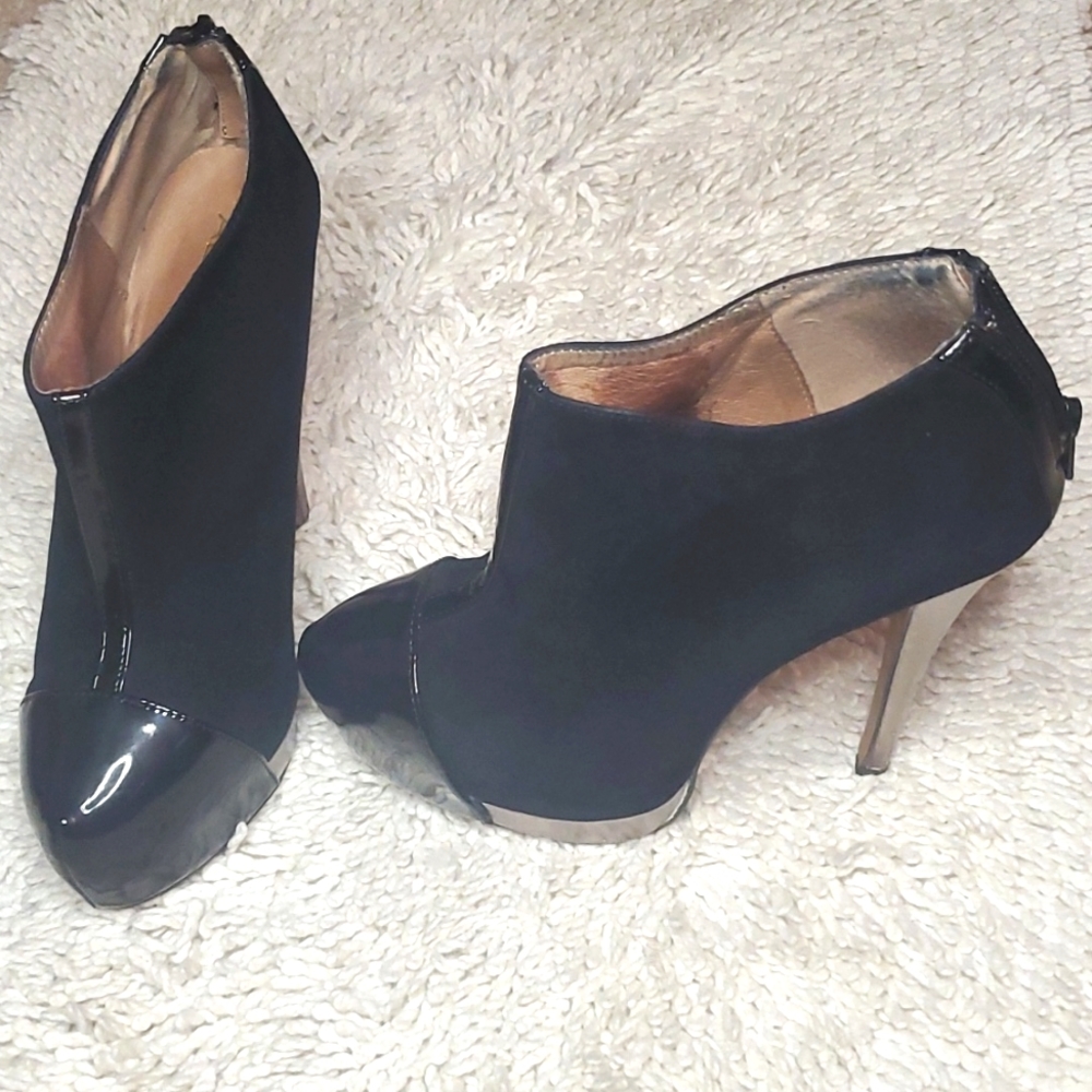 Aldo Suede & Leather size 8.5